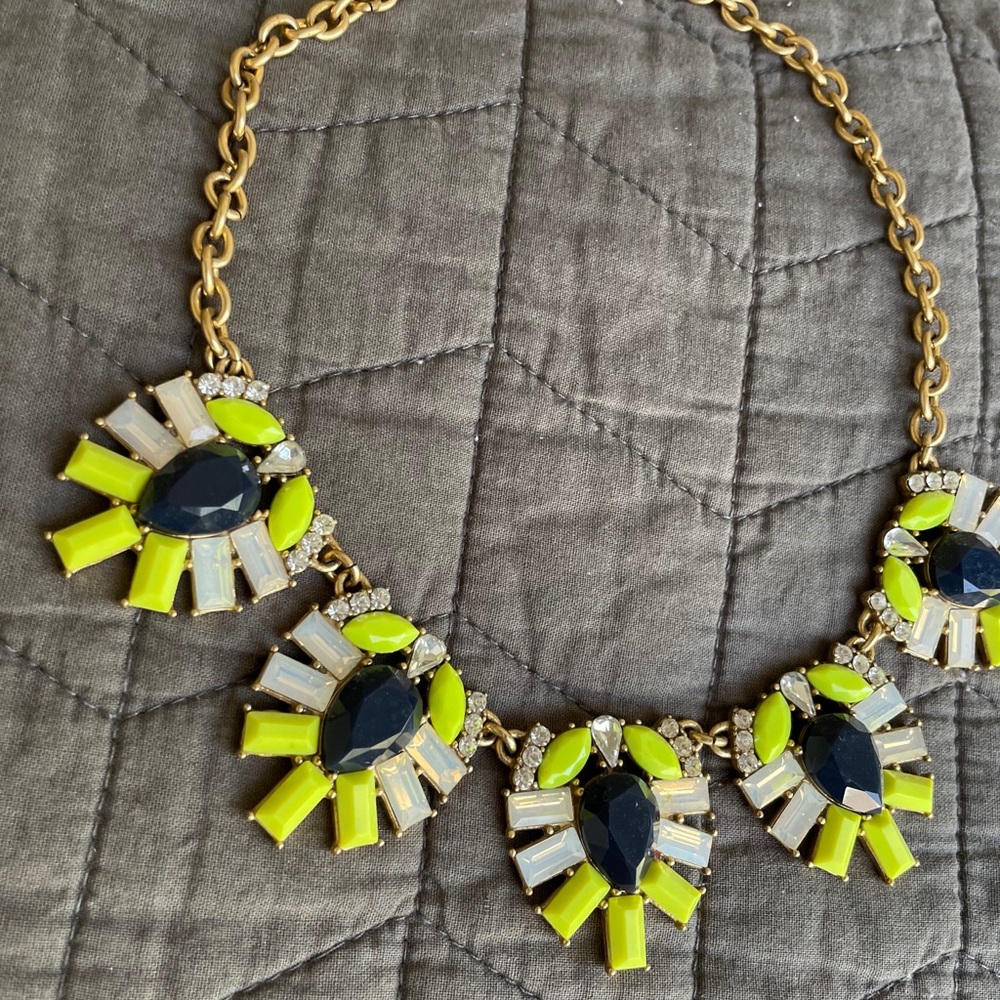 J.Crew Necklace 💚🛍🪅